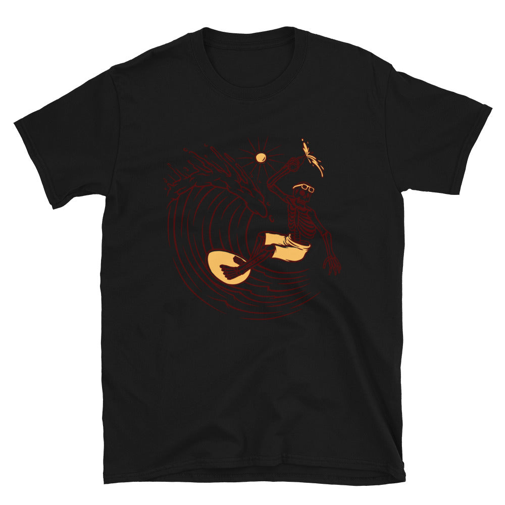 Calavera de surf en la playa Fit Unisex Softstyle Camiseta